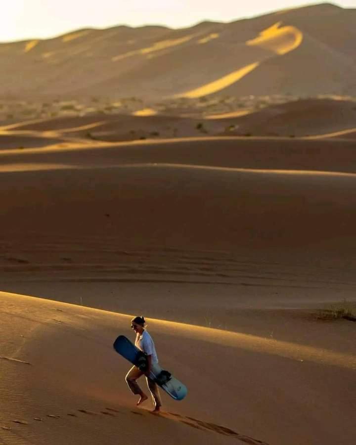 Bivouac Camel Trips Hotel Мерцуга Екстериор снимка