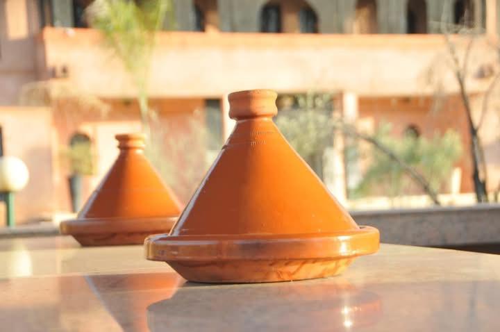 Bivouac Camel Trips Hotel Мерцуга Екстериор снимка