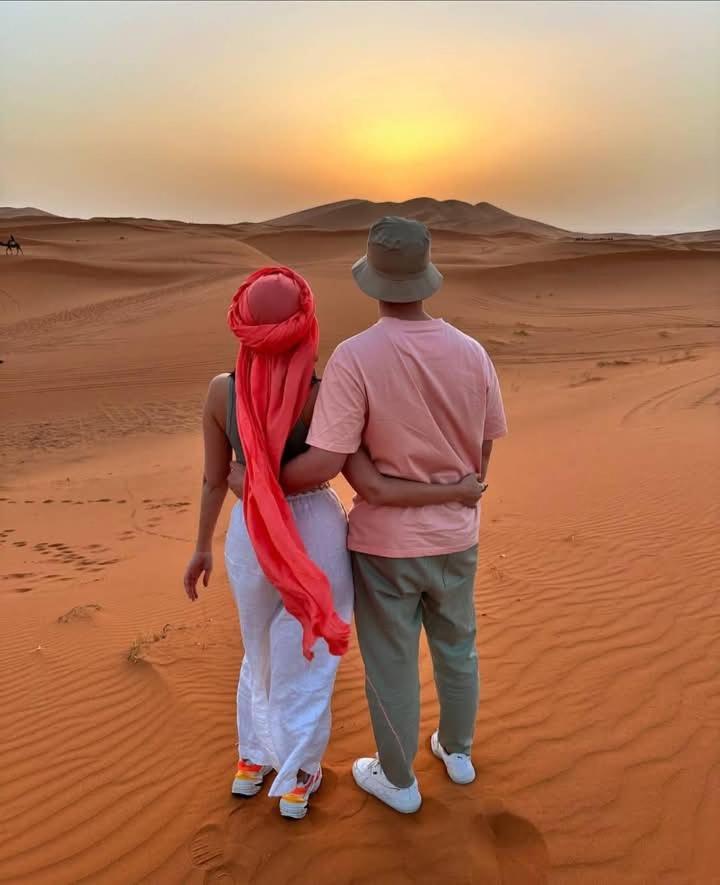 Bivouac Camel Trips Hotel Мерцуга Екстериор снимка