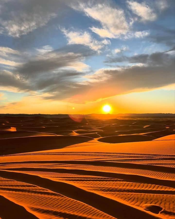 Bivouac Camel Trips Hotel Мерцуга Екстериор снимка