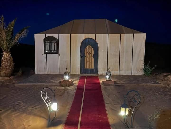 Bivouac Camel Trips Hotel Мерцуга Екстериор снимка