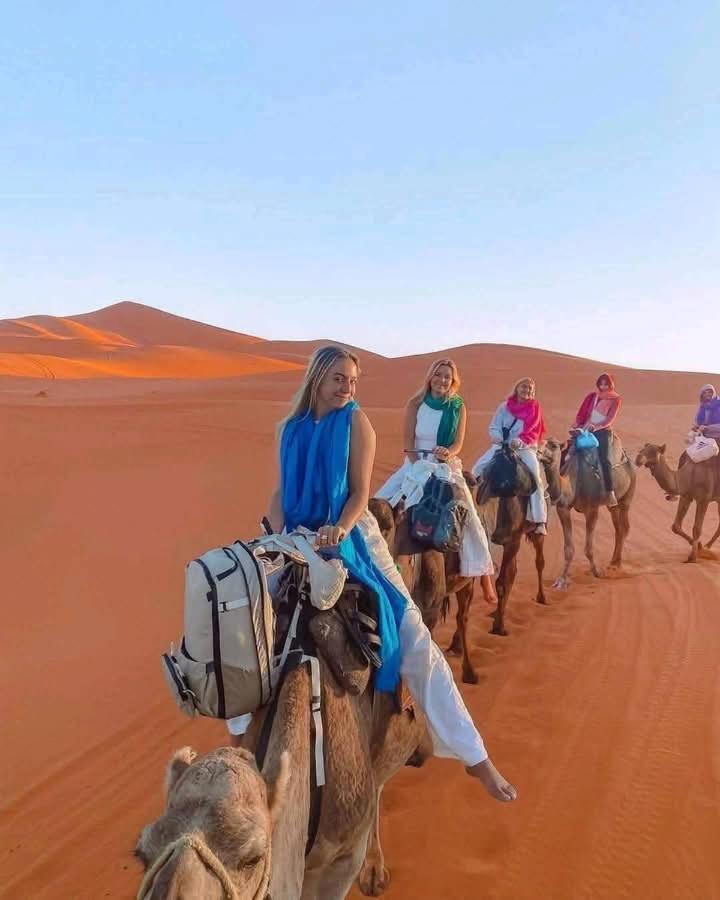 Bivouac Camel Trips Hotel Мерцуга Екстериор снимка