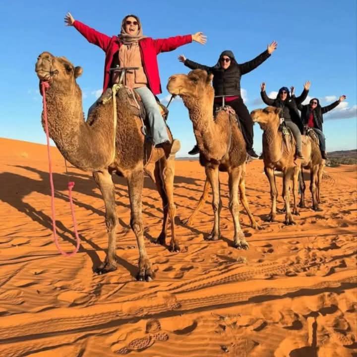 Bivouac Camel Trips Hotel Мерцуга Екстериор снимка
